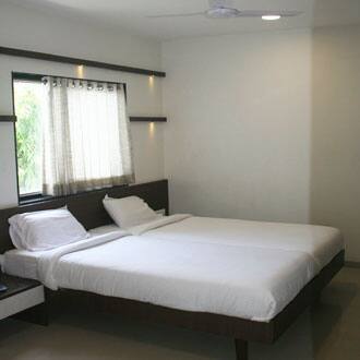 Hotel GomatGiri Lodging And Boarding, Aurangabad 3